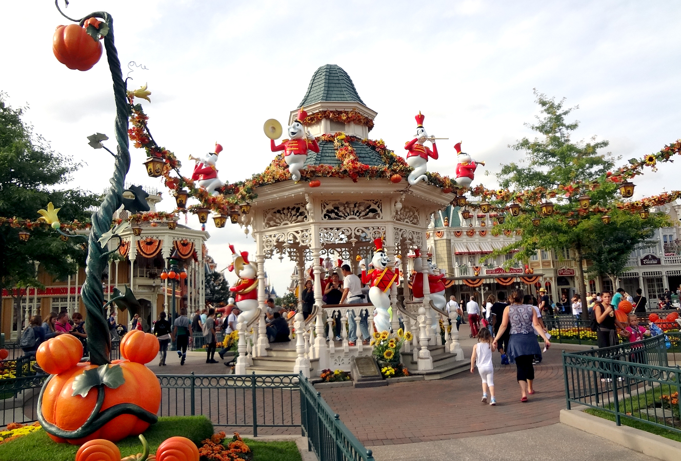 disneyland-halloween6